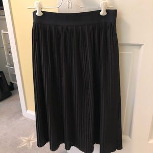IMNYC Black pleated skirt, size S.
